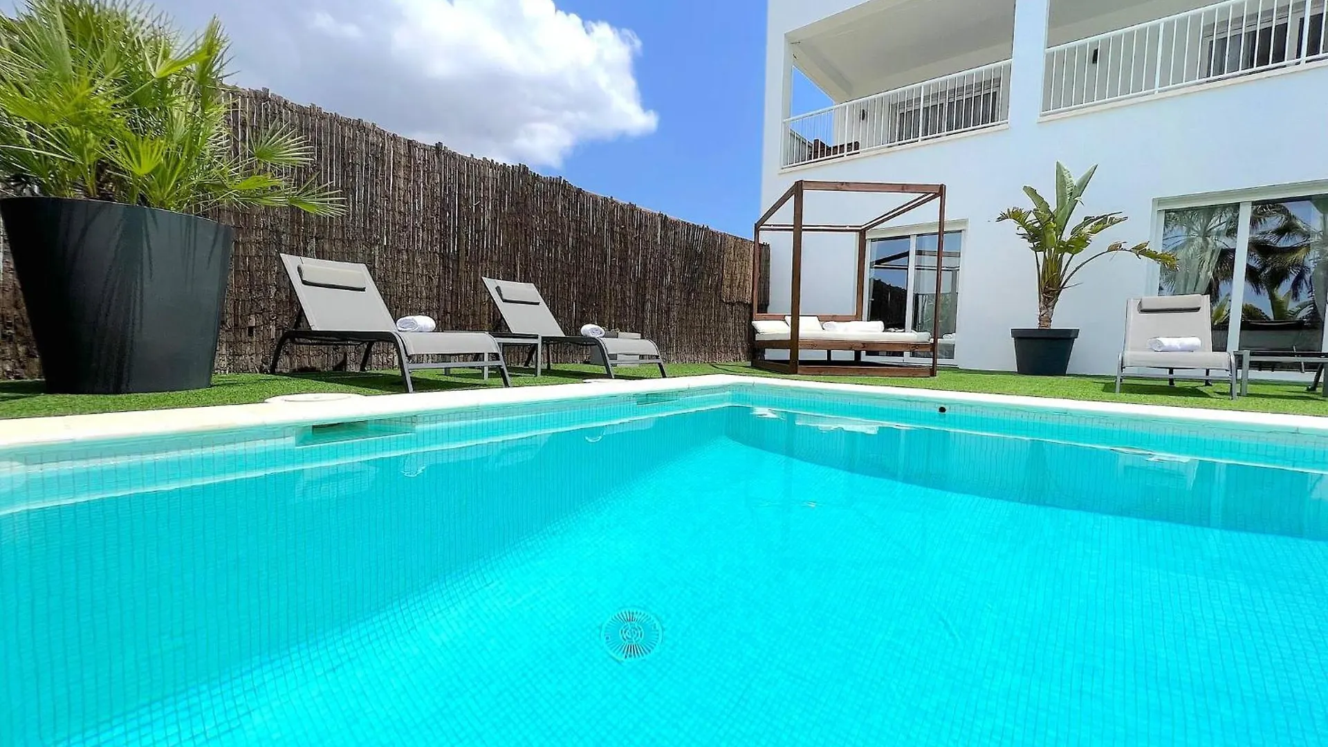 Villa Julieta 2Km From Ibiza Town And 1Km From Talamanca Beach Santa Eularia des Riu 0*,